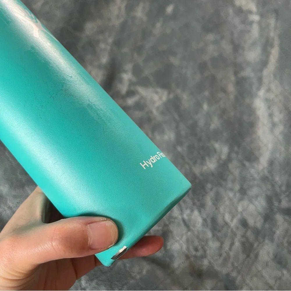 Hydro Flask Aqua‎ Bottle with Black Lid